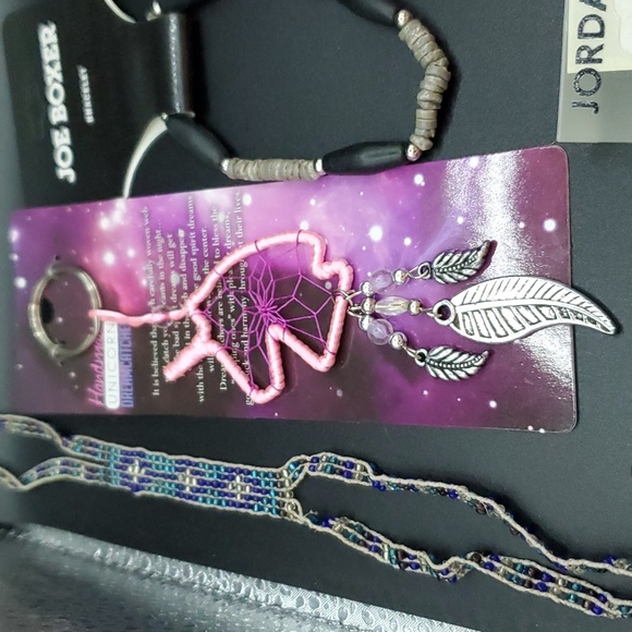 NWT & NWOT 9 Piece Mixed Silvertone Jewelry Bundle Lot - Picture 6 of 9